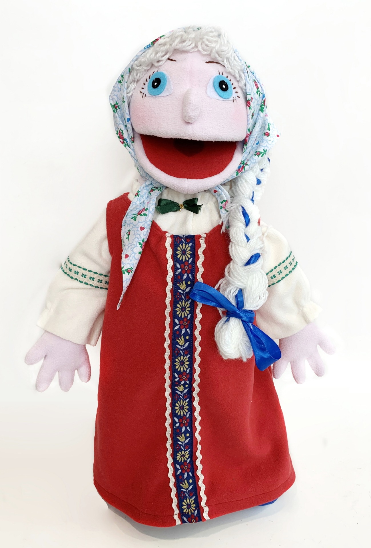 Девочка Аленушка - кукла-маппет с открывающимся ртом, 55 см.