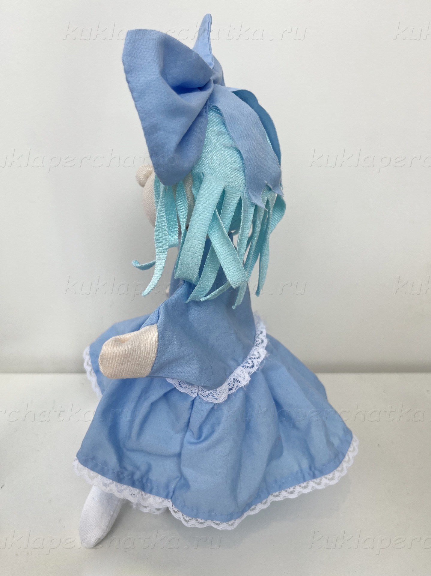Девочка с голубыми волосами (фабр) кукла-перчатка