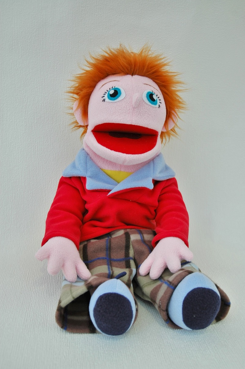 Мальчик Рыжик с ножками - кукла-маппет с открывающимся ртом, 55 см.