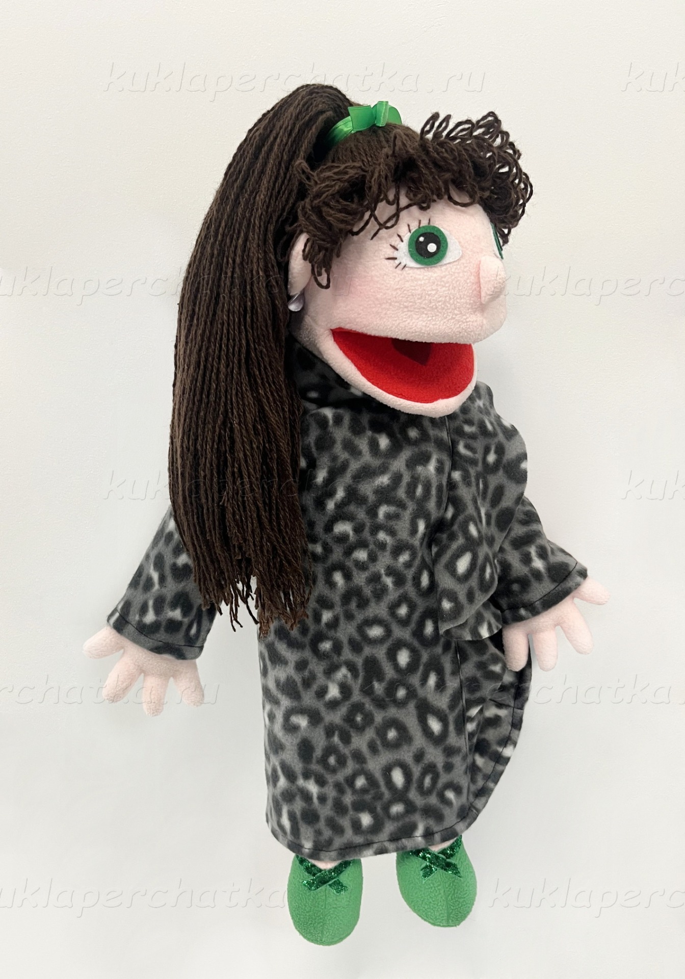 Мама / Женщина - кукла-маппет с открывающимся ртом, 55 см.