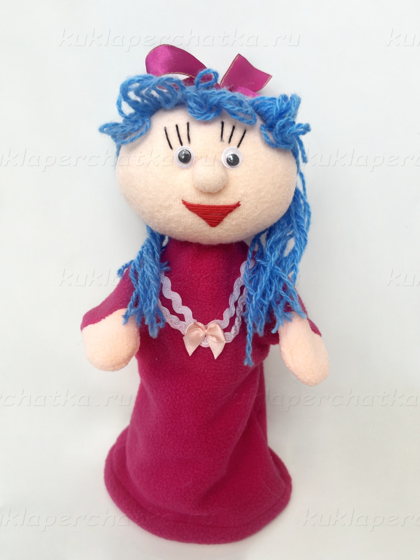 Девочка с голубыми волосами кукла-перчатка