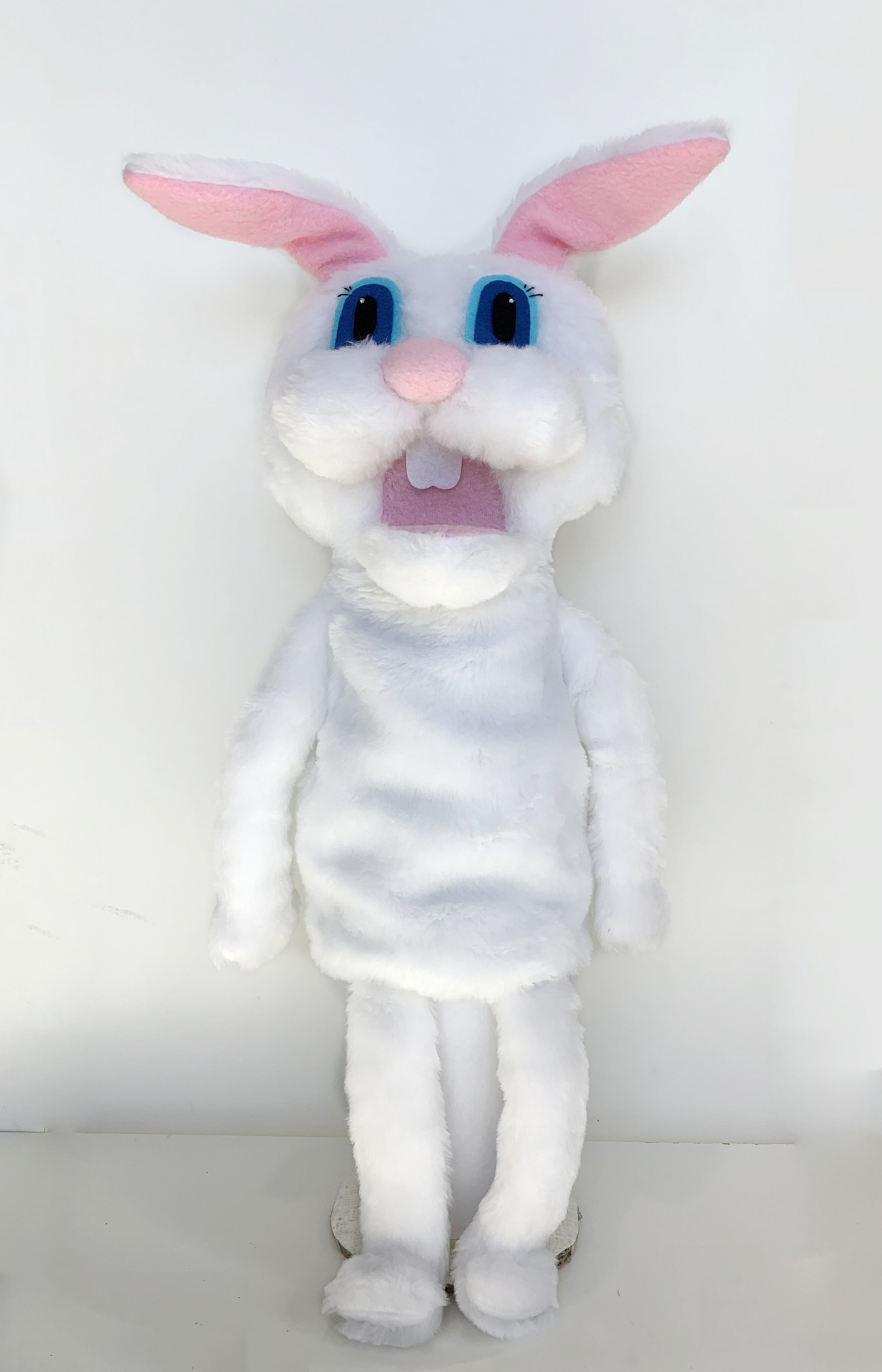 Заяц с ножками - кукла-маппет с открывающимся ртом, 60 см.