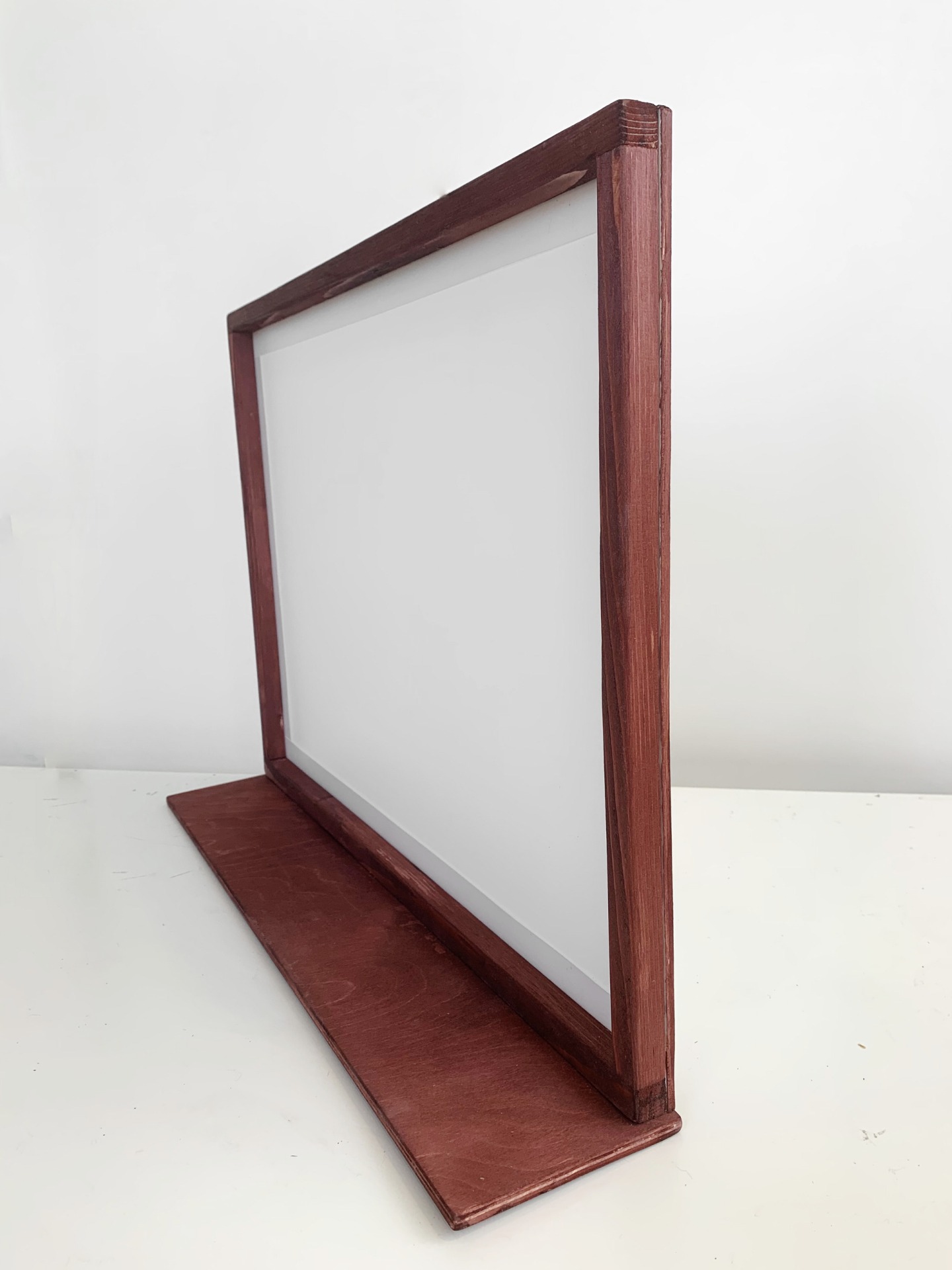 Экран деревянный для теневого театра (44*60 см)