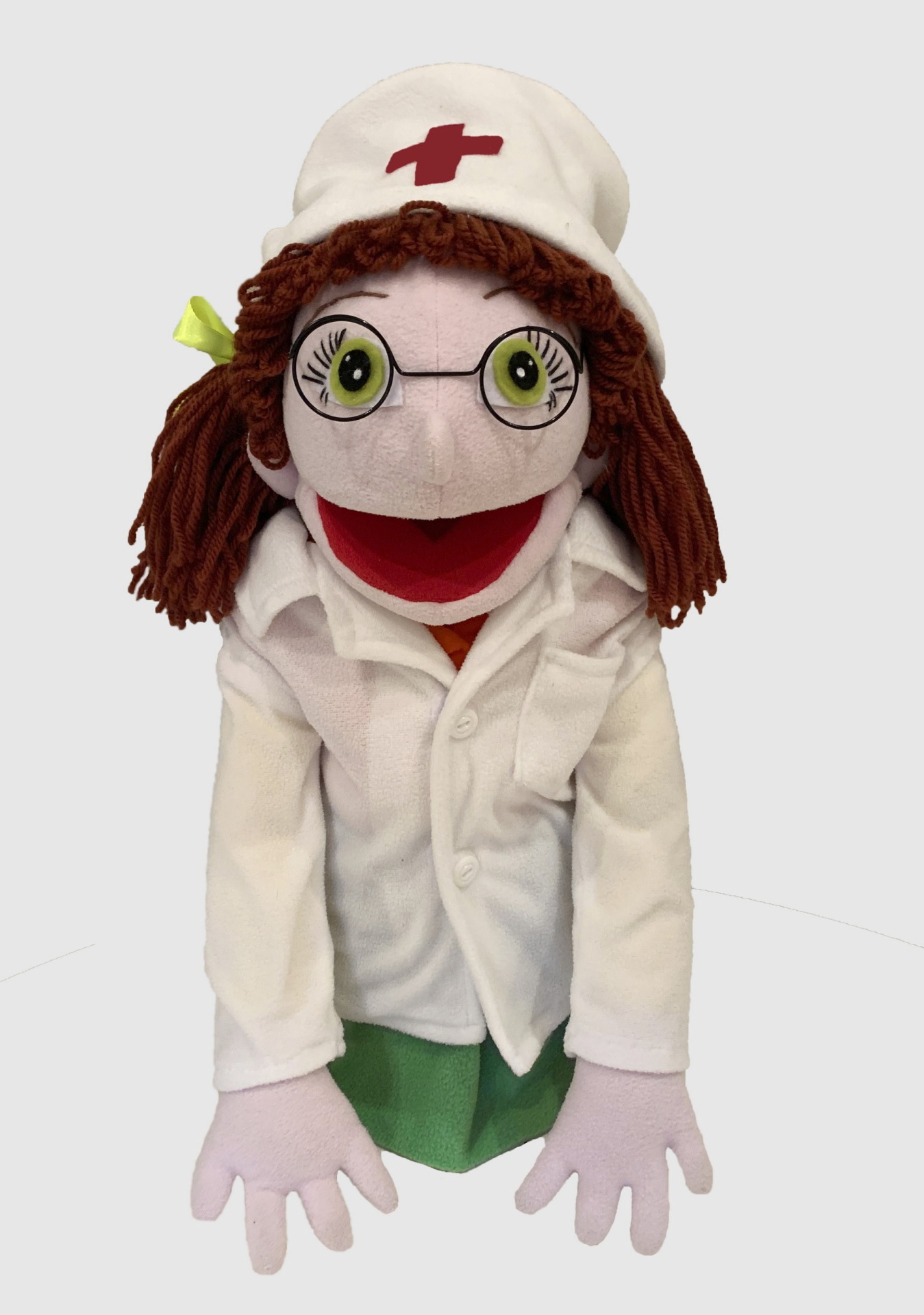 Девочка Доктор / Мед. сестра - кукла-маппет с открывающимся ртом,  40-45 см.